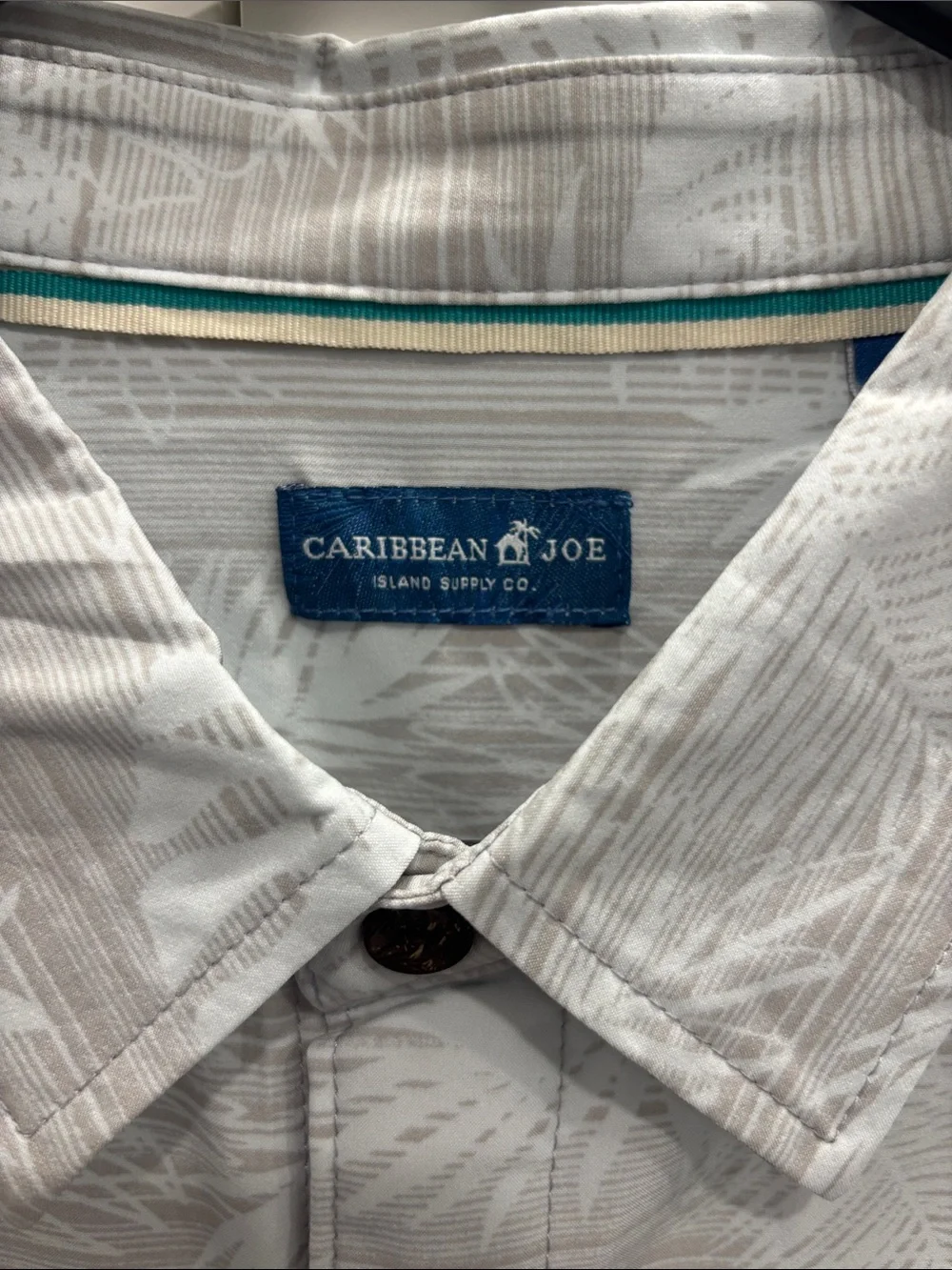 Caribbean Joe Light Gray Tropical Short-Sleeve Button-Down Shirt
